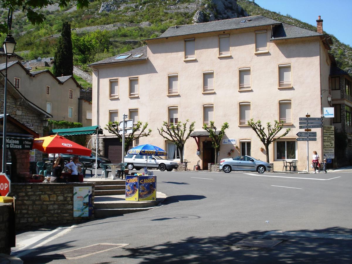 Hotel Des Bateliers La Malene Exterior photo